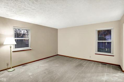 8714 Flintlock Court Indianapolis IN 46256