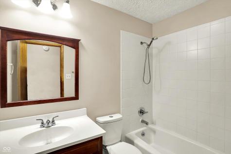 8714 Flintlock Court Indianapolis IN 46256