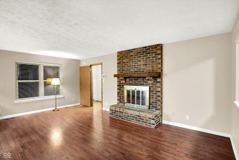 8714 Flintlock Court Indianapolis IN 46256
