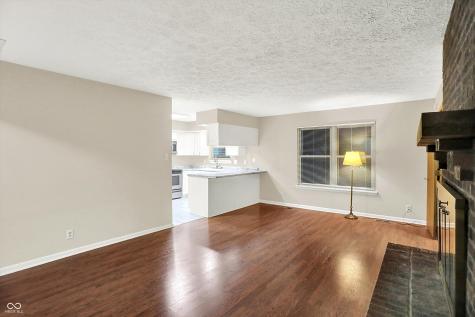 8714 Flintlock Court Indianapolis IN 46256