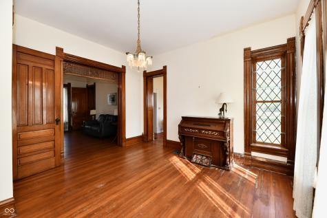 402 E Main Street Arcadia IN 46030