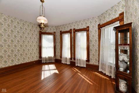 402 E Main Street Arcadia IN 46030