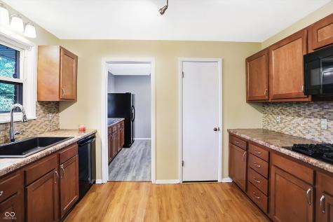 9402 E Raymond Street Indianapolis IN 46239