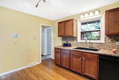 9402 E Raymond Street Indianapolis IN 46239
