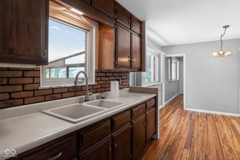 727 Lawrence Avenue Indianapolis IN 46227