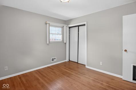 727 Lawrence Avenue Indianapolis IN 46227