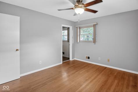 727 Lawrence Avenue Indianapolis IN 46227