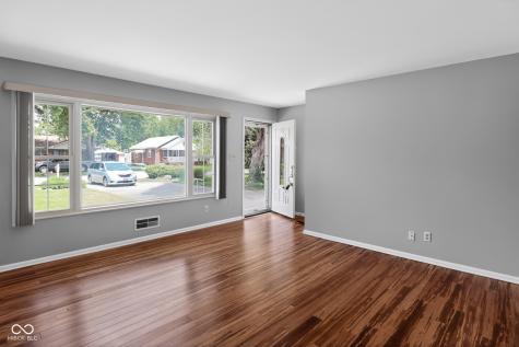 727 Lawrence Avenue Indianapolis IN 46227
