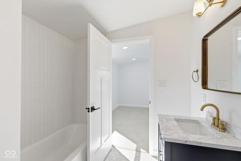 4991 E Main Street Carmel IN 46033