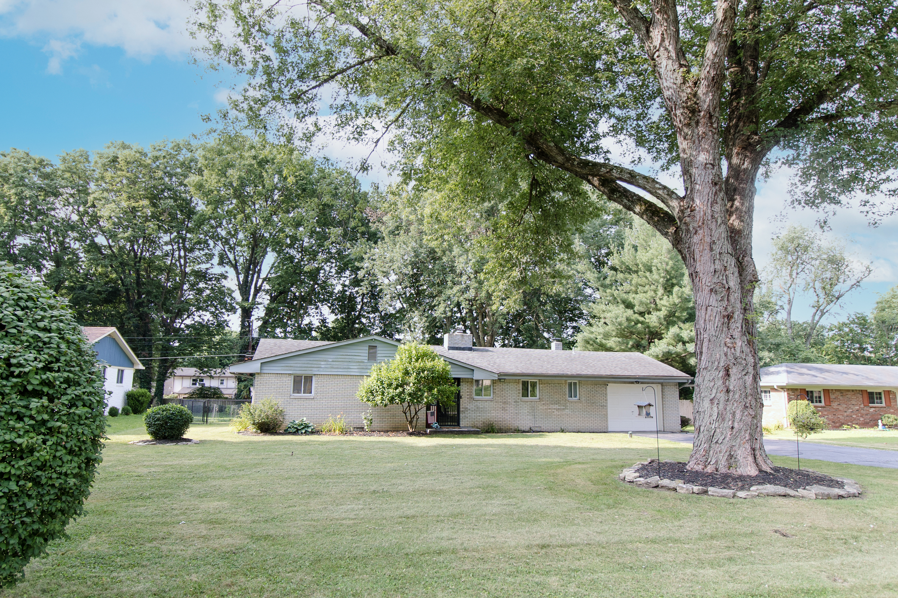 1831 Friendship Drive Indianapolis IN 46217