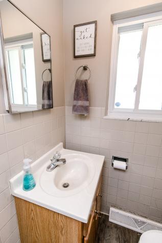 1831 Friendship Drive Indianapolis IN 46217