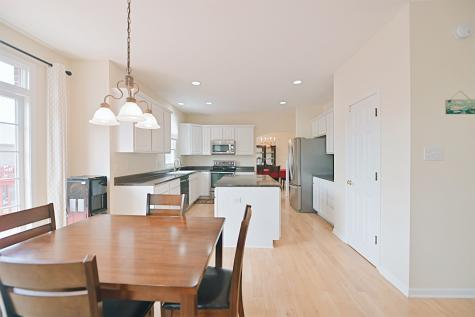 1077 Sullivans Ridge Zionsville IN 46077