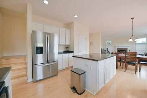 1077 Sullivans Ridge Zionsville IN 46077