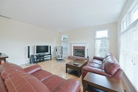 1077 Sullivans Ridge Zionsville IN 46077