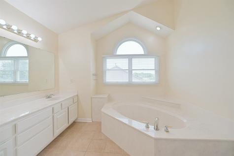 1077 Sullivans Ridge Zionsville IN 46077