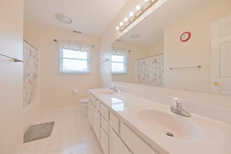 1077 Sullivans Ridge Zionsville IN 46077