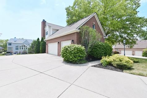 1077 Sullivans Ridge Zionsville IN 46077