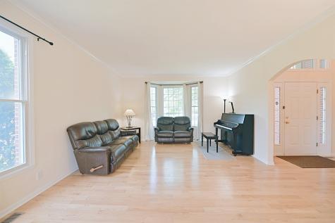 1077 Sullivans Ridge Zionsville IN 46077