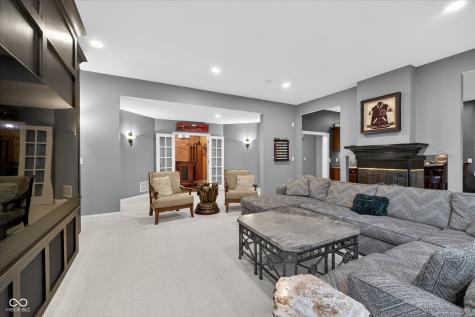 14555 Geist Ridge Drive Fishers IN 46040