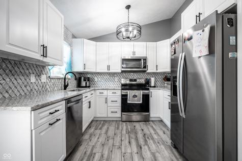 32 Morningside Court Whiteland IN 46184