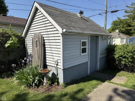 132 S 10th Avenue Beech Grove IN 46107
