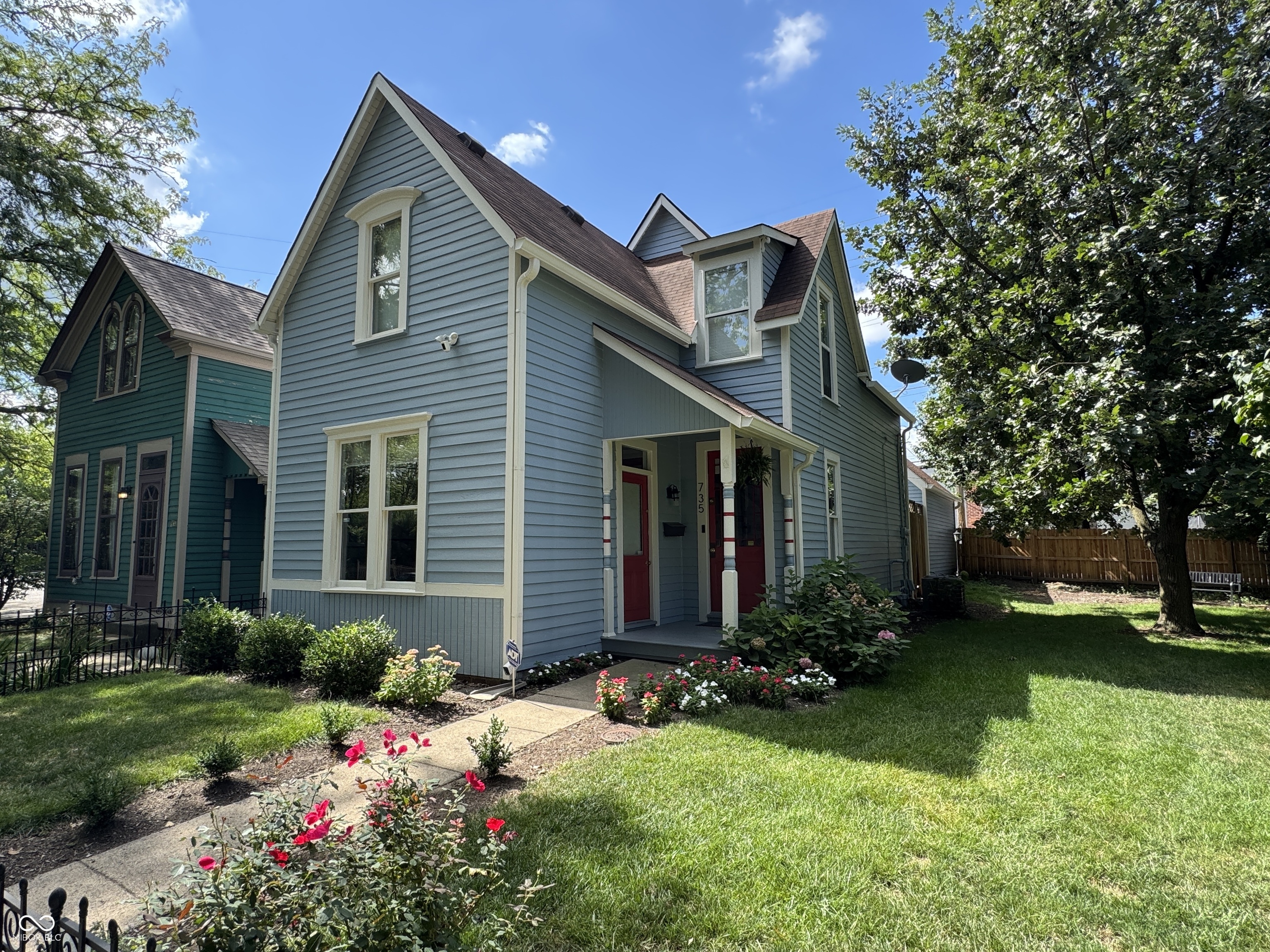 735 Elm Street Indianapolis IN 46203