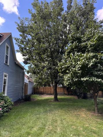 735 Elm Street Indianapolis IN 46203