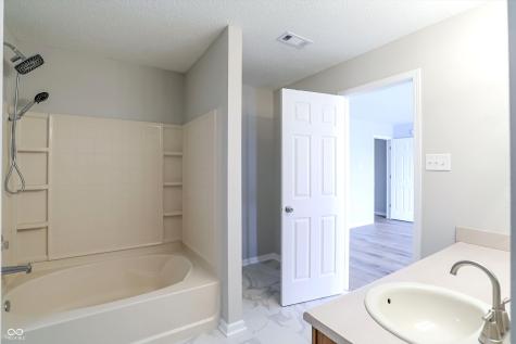 10803 Gathering Drive Indianapolis IN 46259