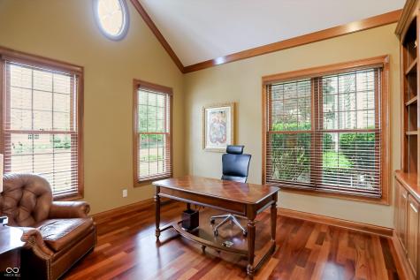 4243 Heyward Lane Indianapolis IN 46250