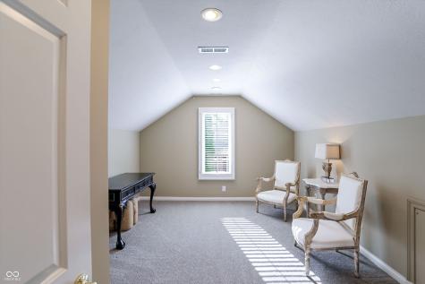 4243 Heyward Lane Indianapolis IN 46250