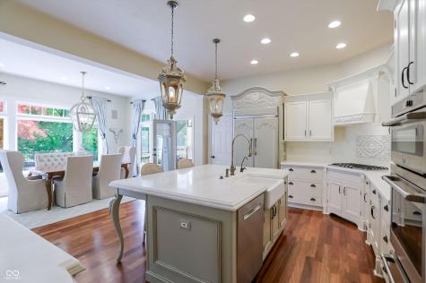 4243 Heyward Lane Indianapolis IN 46250