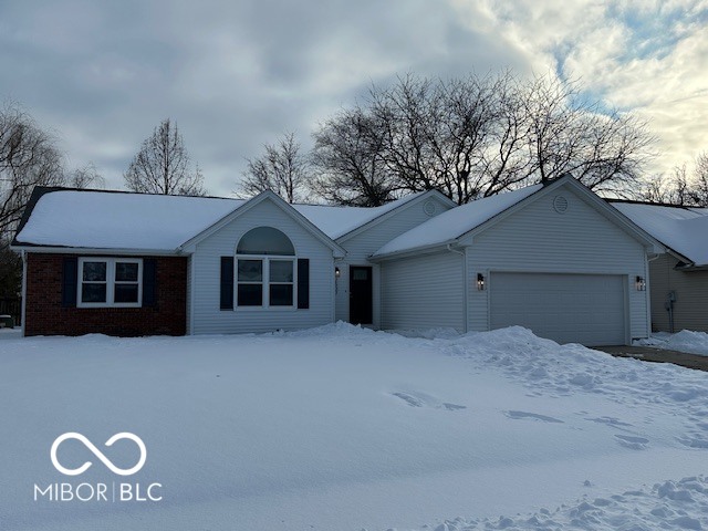 2537 Cedarcrest Drive Columbus IN 47203