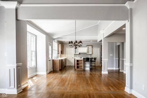 6976 Old Hunt Club Road Zionsville IN 46077