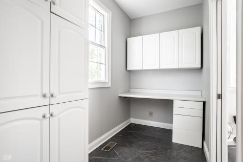 6976 Old Hunt Club Road Zionsville IN 46077