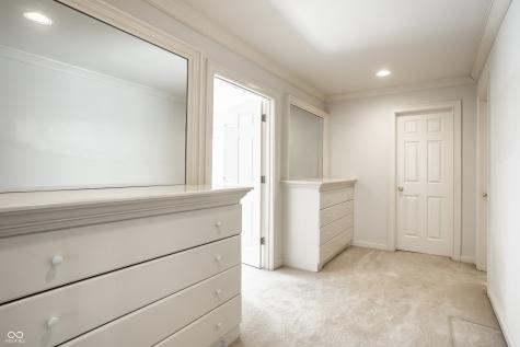 6976 Old Hunt Club Road Zionsville IN 46077