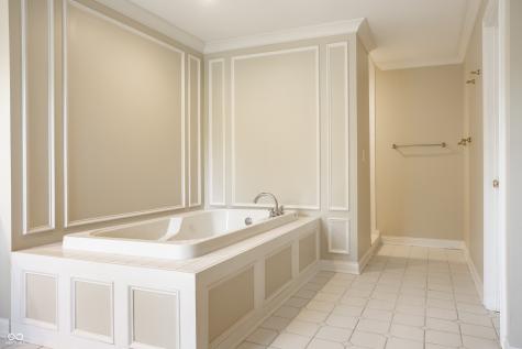 6976 Old Hunt Club Road Zionsville IN 46077