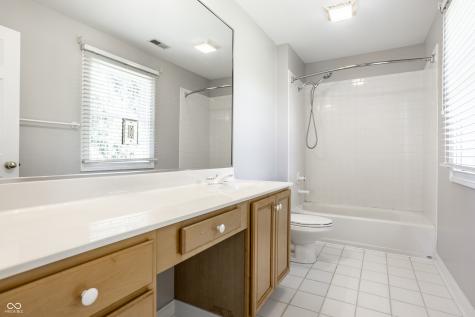 6976 Old Hunt Club Road Zionsville IN 46077