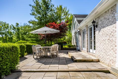 6976 Old Hunt Club Road Zionsville IN 46077