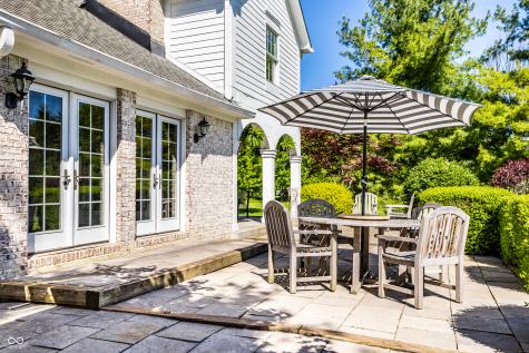 6976 Old Hunt Club Road Zionsville IN 46077