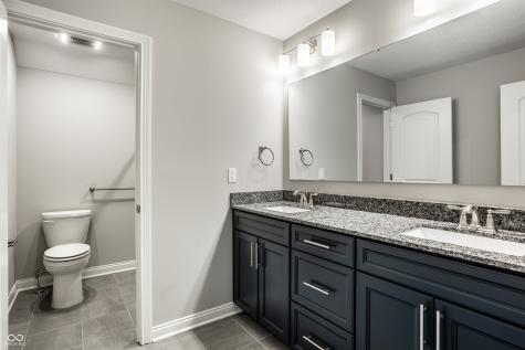 14850 Legacy Oaks Drive Carmel IN 46032