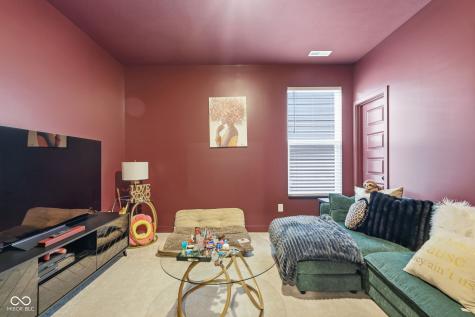 5035 Winnsboro Drive Mccordsville IN 46055