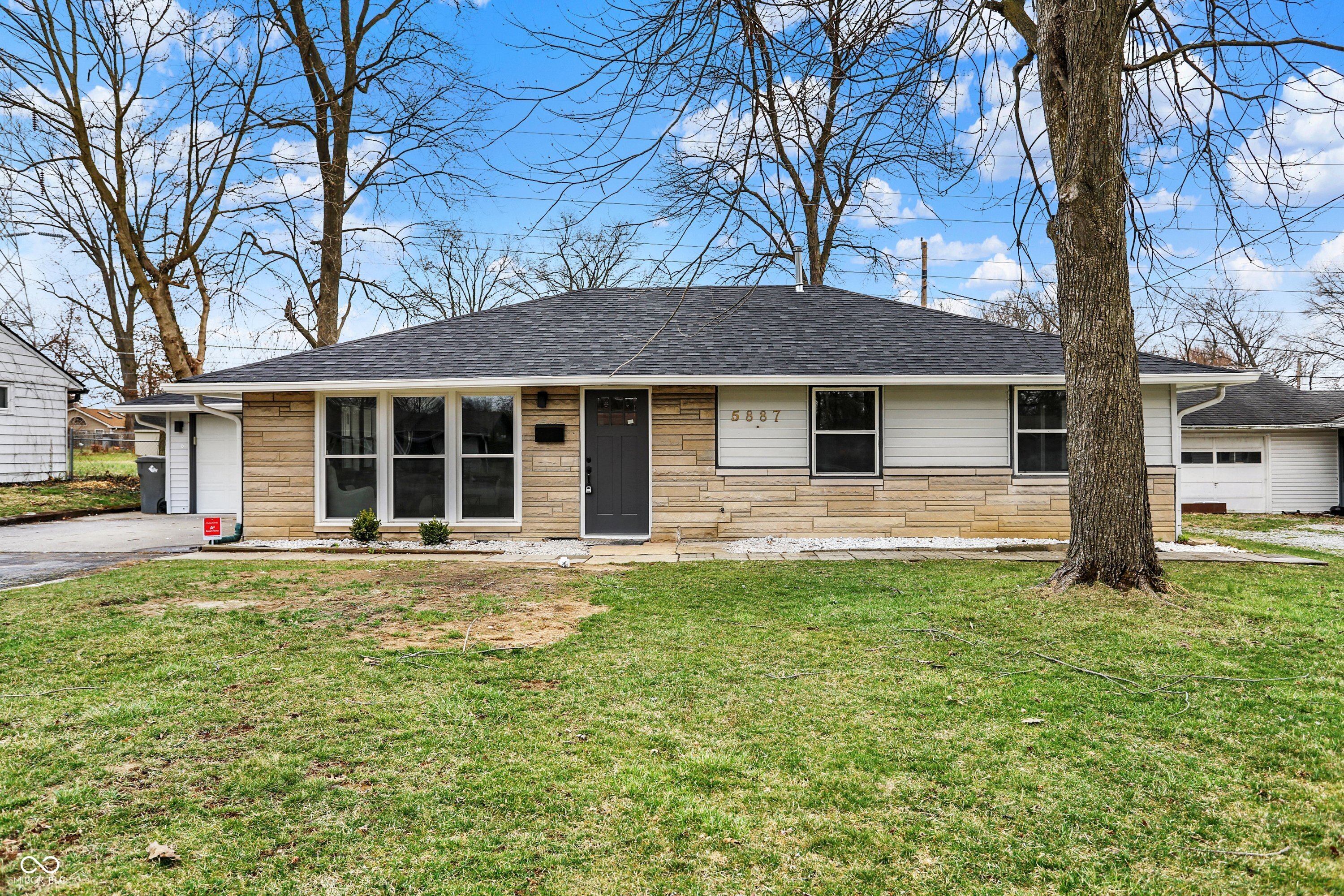 5887 Meadowlark Drive Indianapolis IN 46226