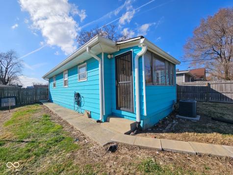 1857 Calvin Street Indianapolis IN 46203
