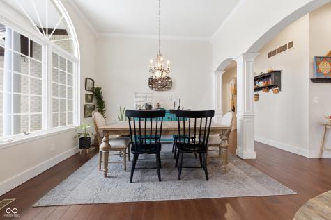 599 Tradewind Brownsburg IN 46112