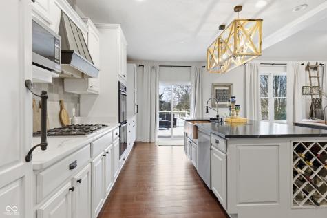 599 Tradewind Brownsburg IN 46112