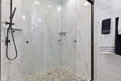 599 Tradewind Brownsburg IN 46112