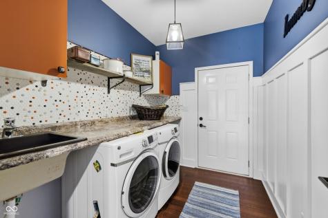 599 Tradewind Brownsburg IN 46112