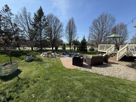 599 Tradewind Brownsburg IN 46112