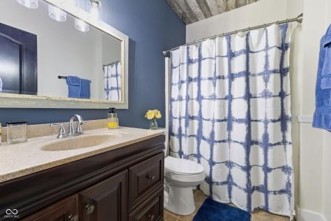 599 Tradewind Brownsburg IN 46112