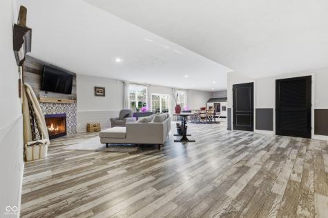 599 Tradewind Brownsburg IN 46112